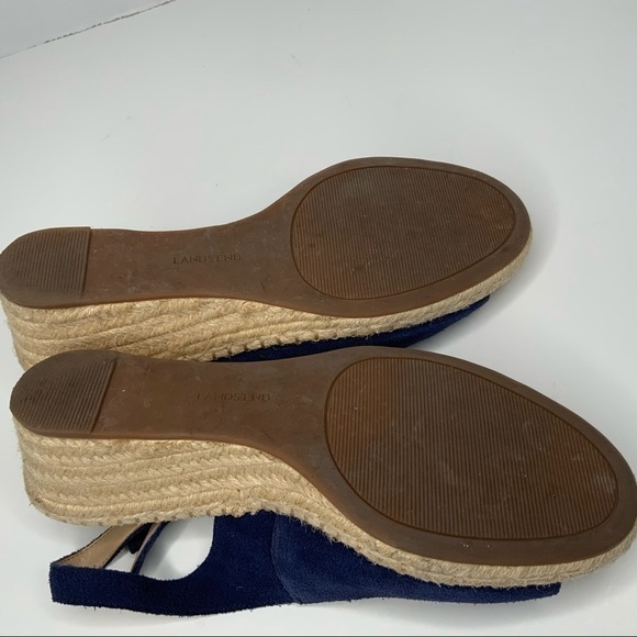 Lands’ End comfortable sandals. - Picture 8 of 8